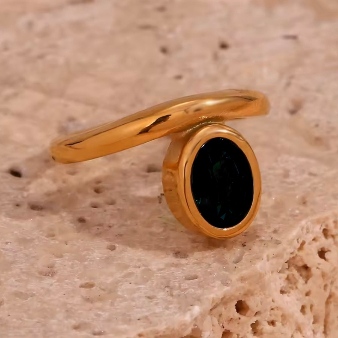 "LAYLA" BLACK ZIRCONIA RING